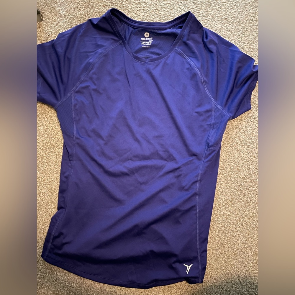 Purple Old Navy Women’s Athletic Shirt-Size M